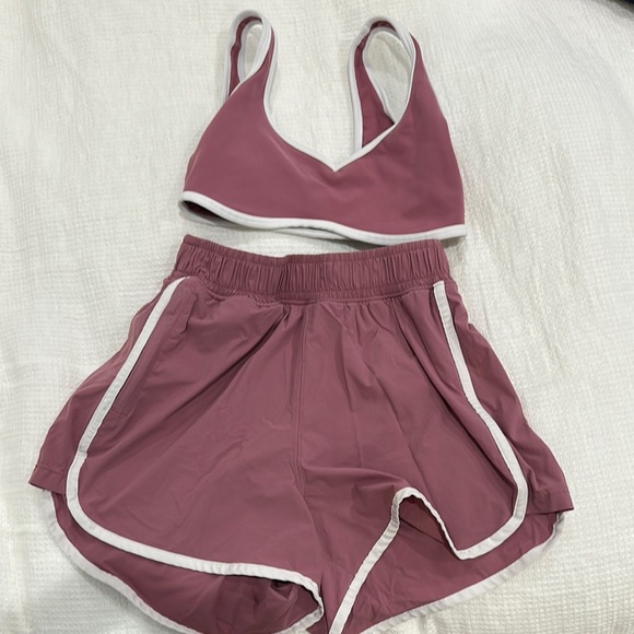Abercrombie & Fitch Mauve Athletic Shorts - Picture 1 of 1